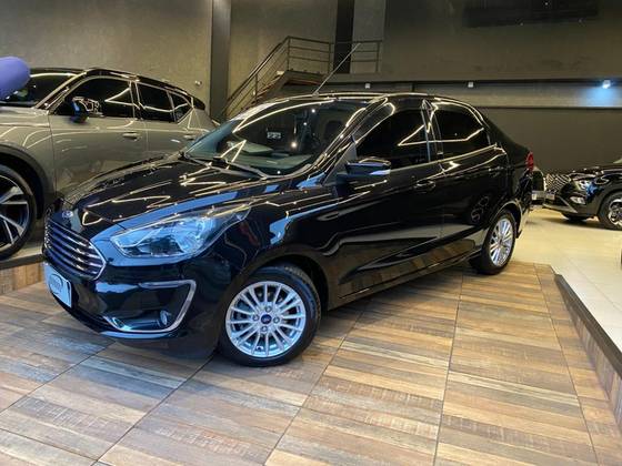 FORD KA 1.5 TI-VCT FLEX TITANIUM SEDAN AUTOMÁTICO